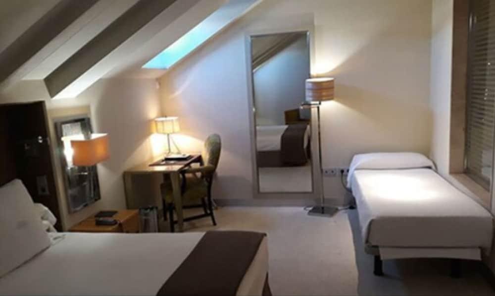Oniria Hotel 4*